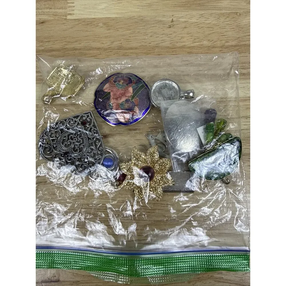 Costume Jewelry Lot almost 4 LBS! Vintage Earrings Necklaces All Wearable - Picture 7 of 10